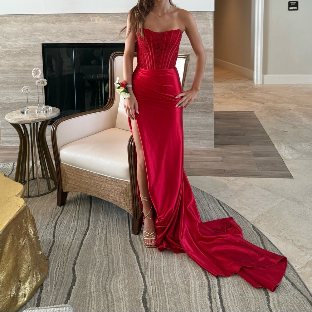 Sherri Hill Red Strapless Prom Dress
